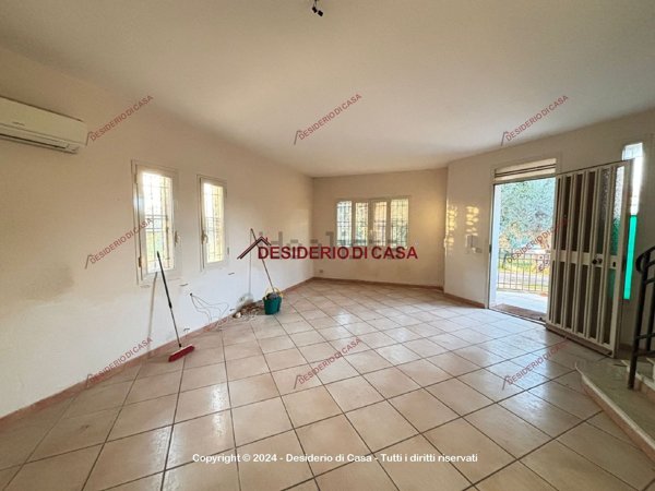 casa indipendente in vendita a Cinisi