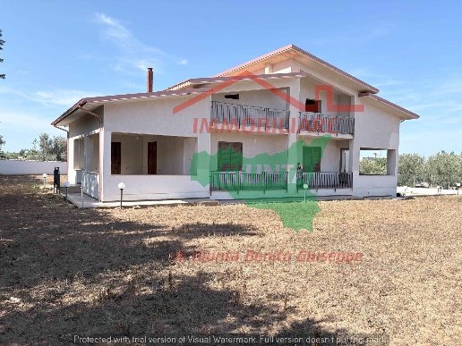 casa indipendente in vendita a Cinisi