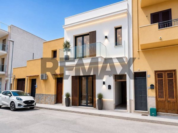 casa indipendente in vendita a Cinisi