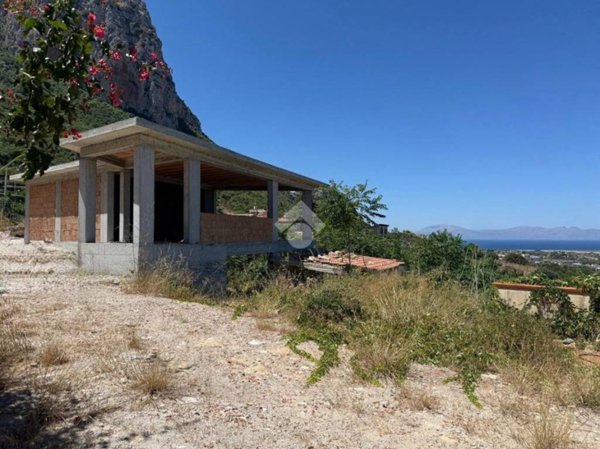 casa indipendente in vendita a Cinisi