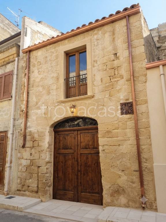 casa indipendente in vendita a Cinisi