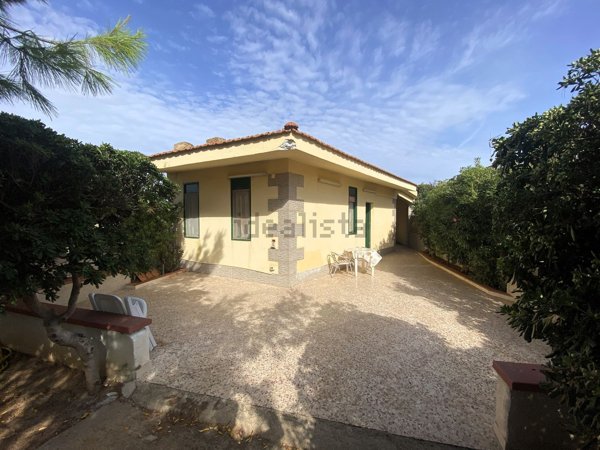 casa indipendente in vendita a Cinisi