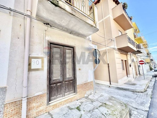 casa indipendente in vendita a Cinisi