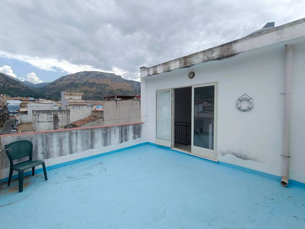 casa indipendente in vendita a Cinisi