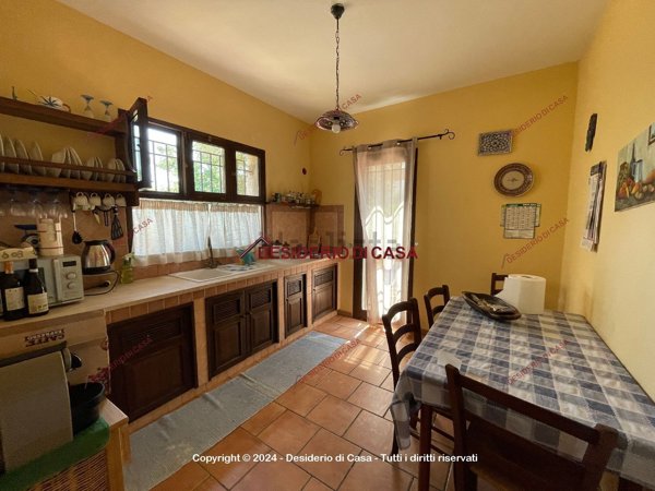 casa indipendente in vendita a Cinisi
