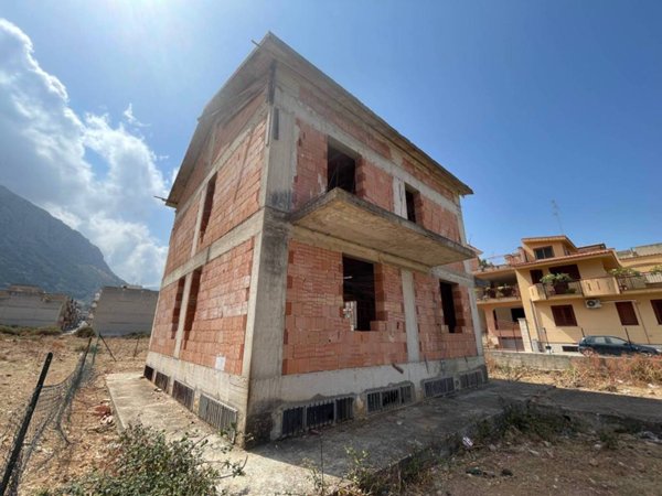 casa indipendente in vendita a Cinisi