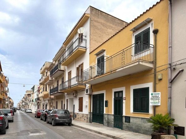 casa indipendente in vendita a Cinisi