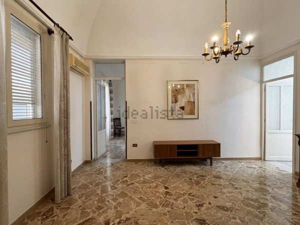 casa indipendente in vendita a Cinisi