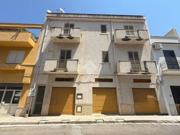 casa indipendente in vendita a Cinisi