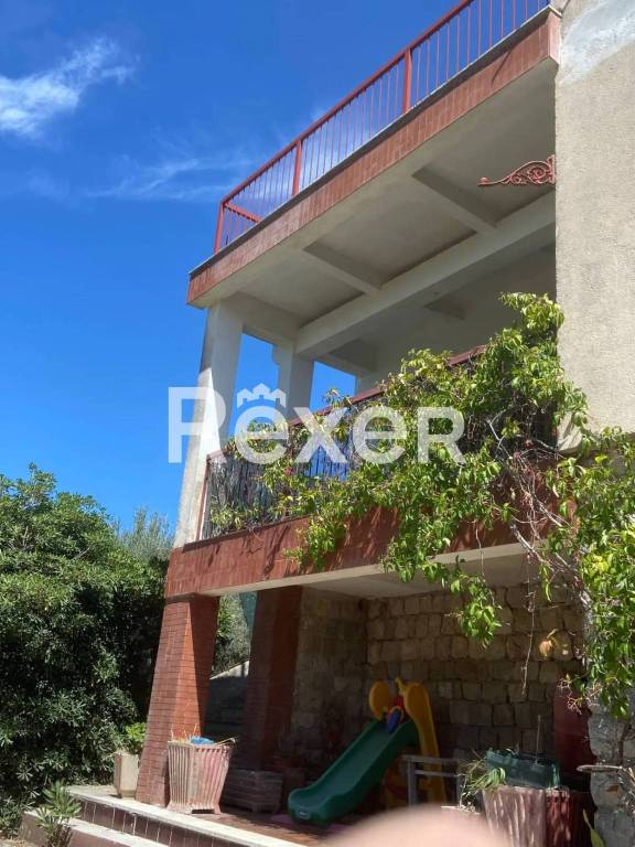casa indipendente in vendita a Cinisi in zona Punta Raisi