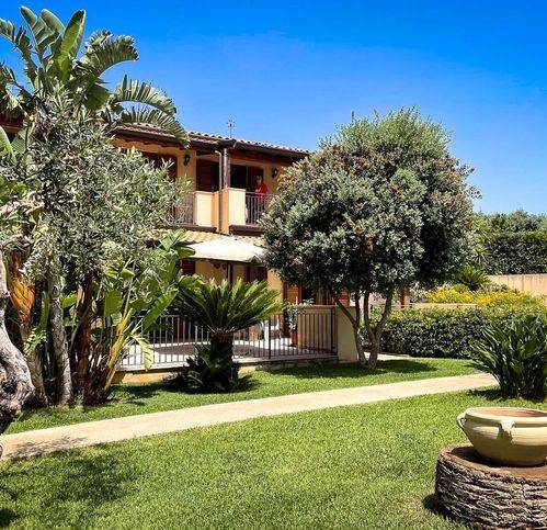 casa indipendente in vendita a Collesano