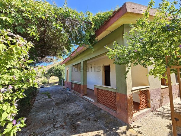 casa indipendente in vendita a Collesano
