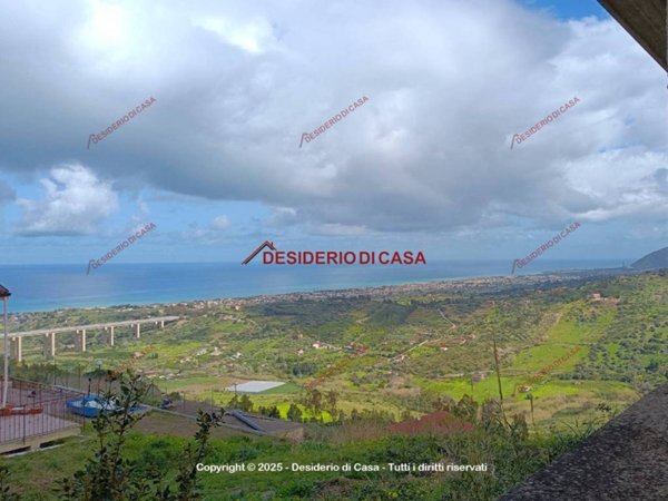 casa indipendente in vendita a Collesano