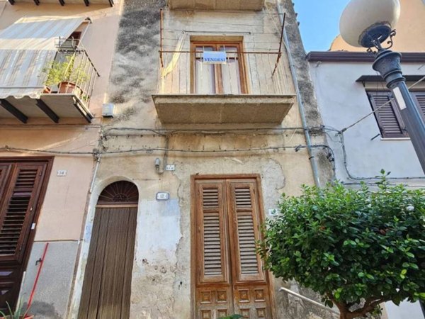 casa indipendente in vendita a Collesano