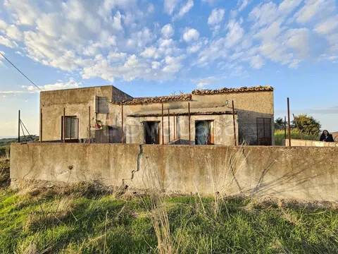 casa indipendente in vendita a Collesano