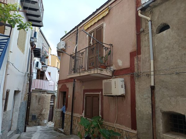 appartamento in vendita a Collesano