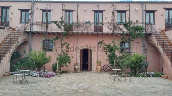 negozio in vendita a Collesano