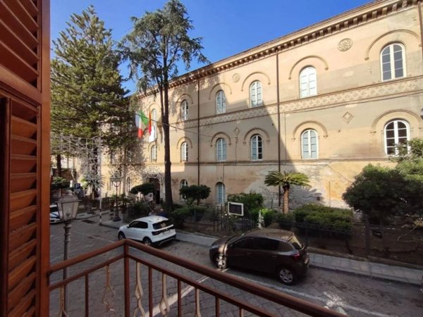 casa indipendente in vendita a Collesano