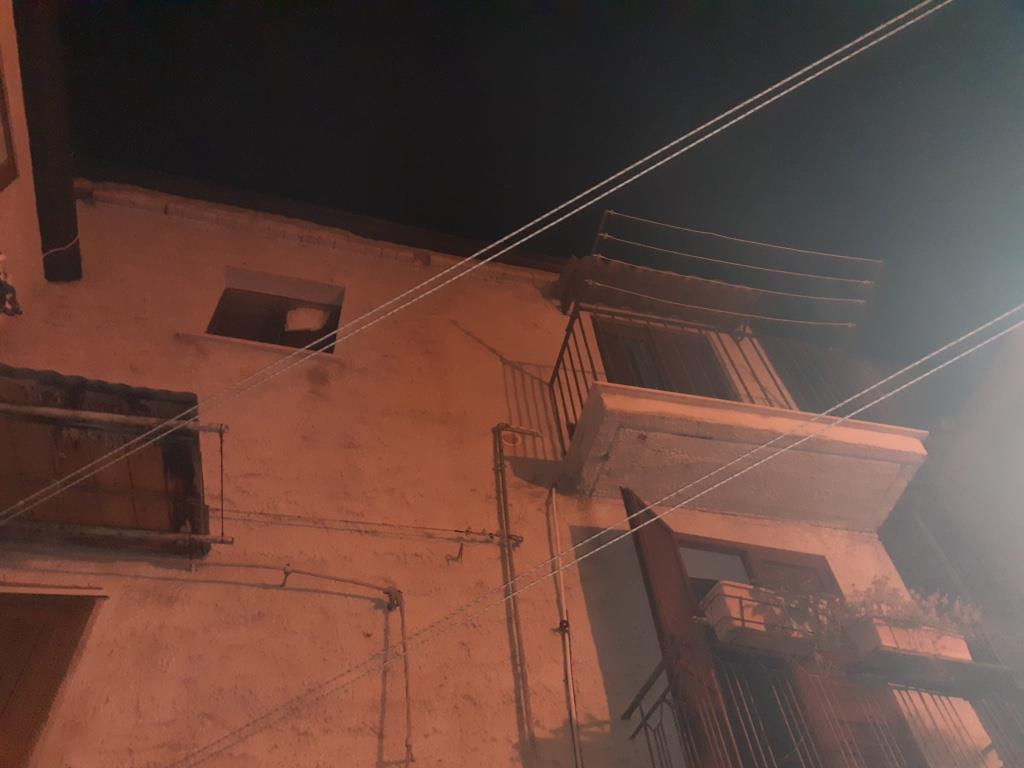 casa indipendente in vendita a Collesano