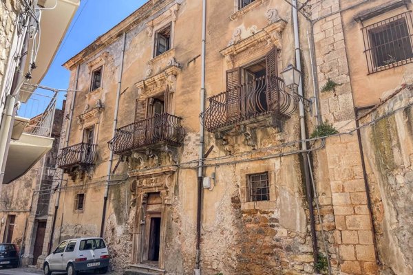 casa indipendente in vendita a Collesano