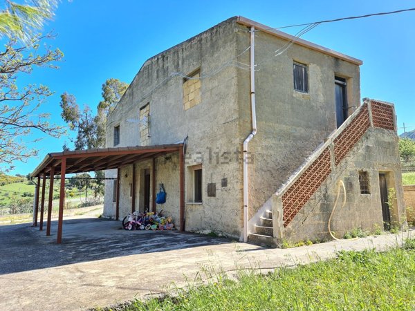 casa indipendente in vendita a Collesano