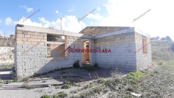 casa indipendente in vendita a Collesano