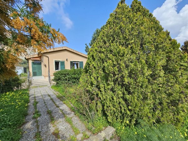 casa indipendente in vendita a Collesano