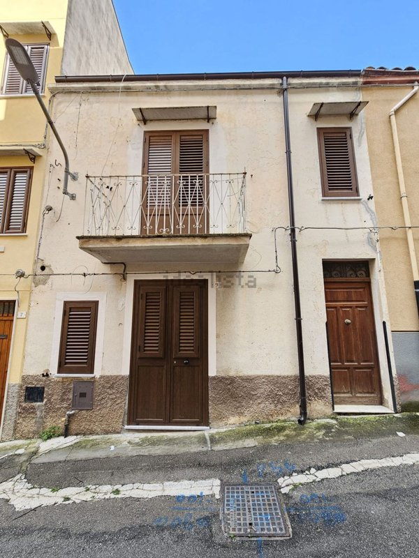 casa indipendente in vendita a Collesano