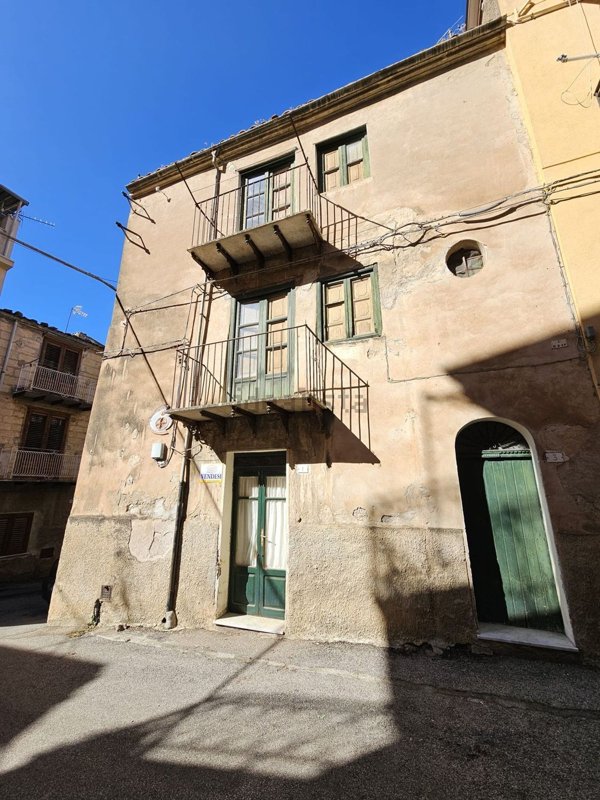 casa indipendente in vendita a Collesano