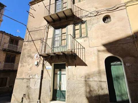 casa indipendente in vendita a Collesano