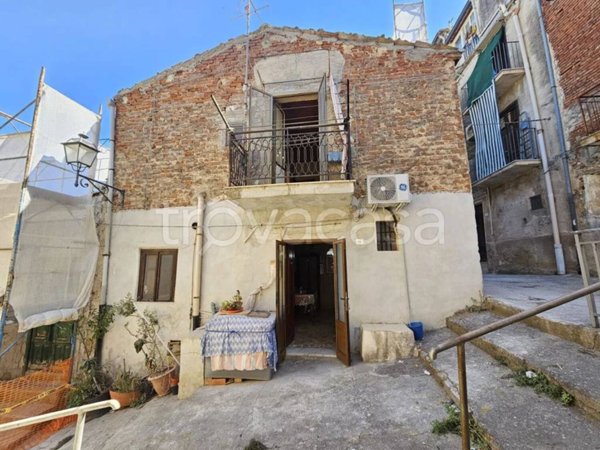 casa indipendente in vendita a Collesano