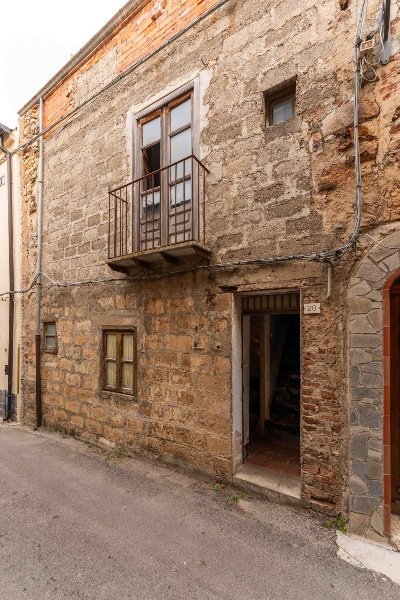 casa indipendente in vendita a Collesano