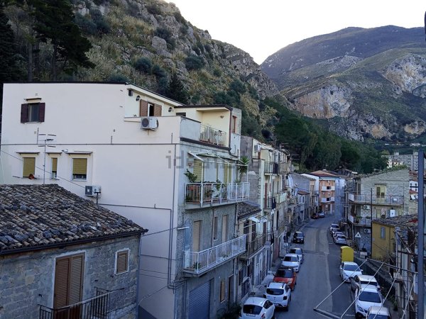 appartamento in vendita a Collesano