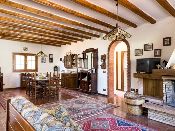 casa indipendente in vendita a Collesano