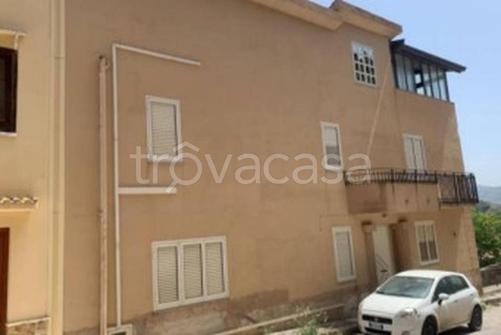 appartamento in vendita a Contessa Entellina