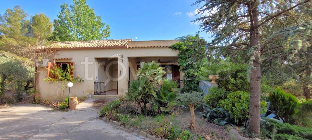 casa indipendente in vendita a Corleone