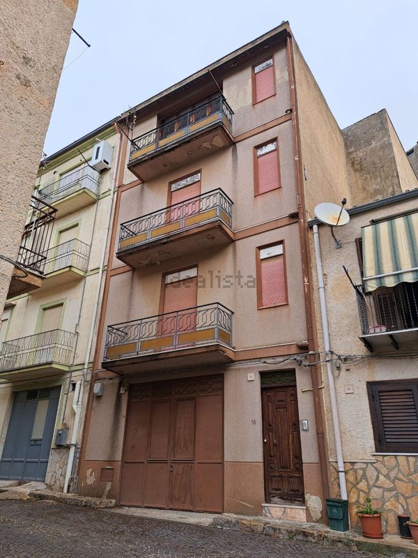 casa indipendente in vendita a Corleone