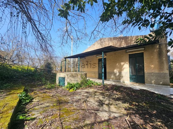 casa indipendente in vendita a Corleone