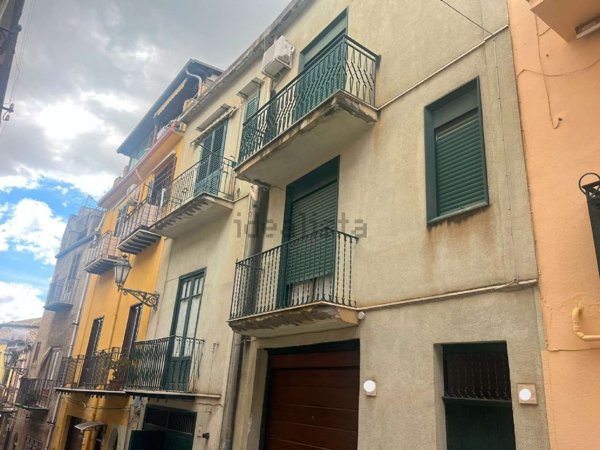 casa indipendente in vendita a Corleone