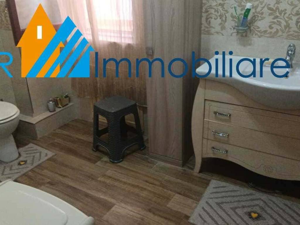 intera palazzina in vendita a Ficarazzi