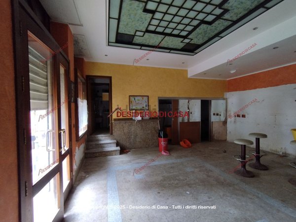 locale commerciale in vendita a Ficarazzi