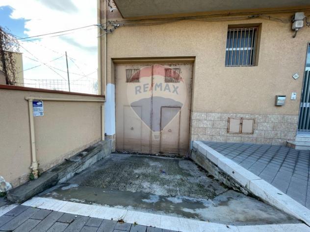 locale commerciale in vendita a Ficarazzi