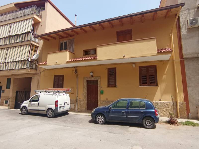 intera palazzina in vendita a Ficarazzi