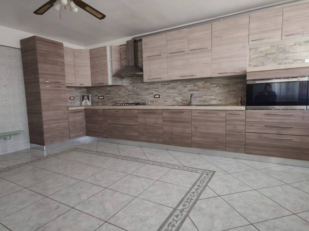 intera palazzina in vendita a Ficarazzi