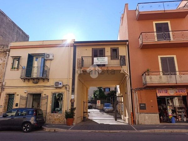 casa indipendente in vendita a Ficarazzi