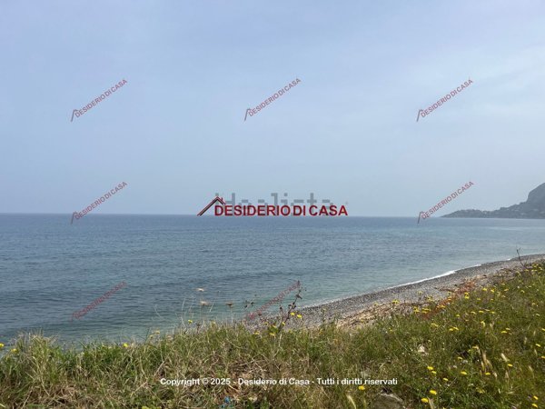 terreno edificabile in vendita a Ficarazzi