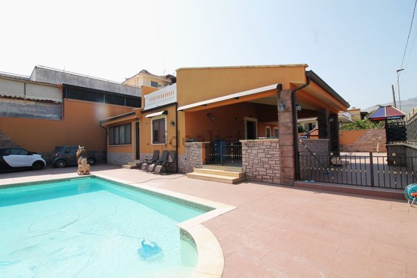 casa indipendente in vendita a Ficarazzi