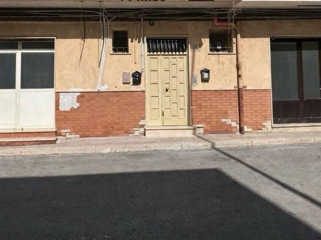 negozio in vendita a Ficarazzi