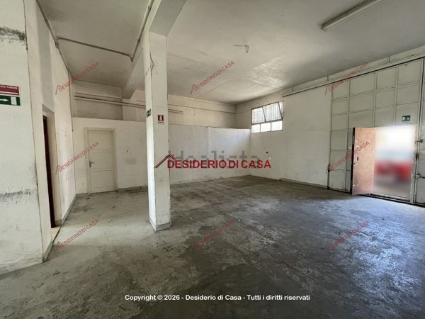 locale commerciale in vendita a Ficarazzi