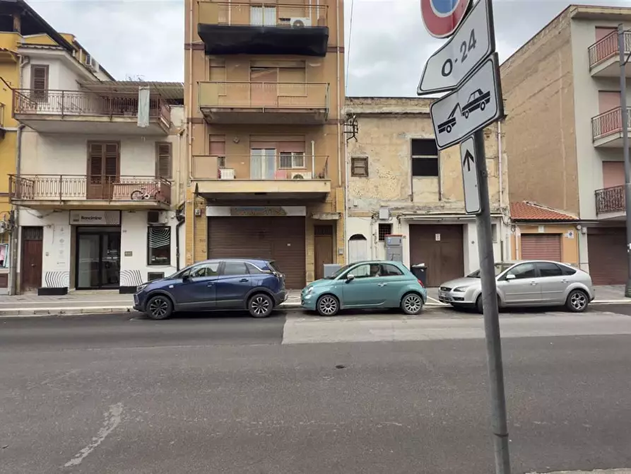 locale commerciale in vendita a Ficarazzi